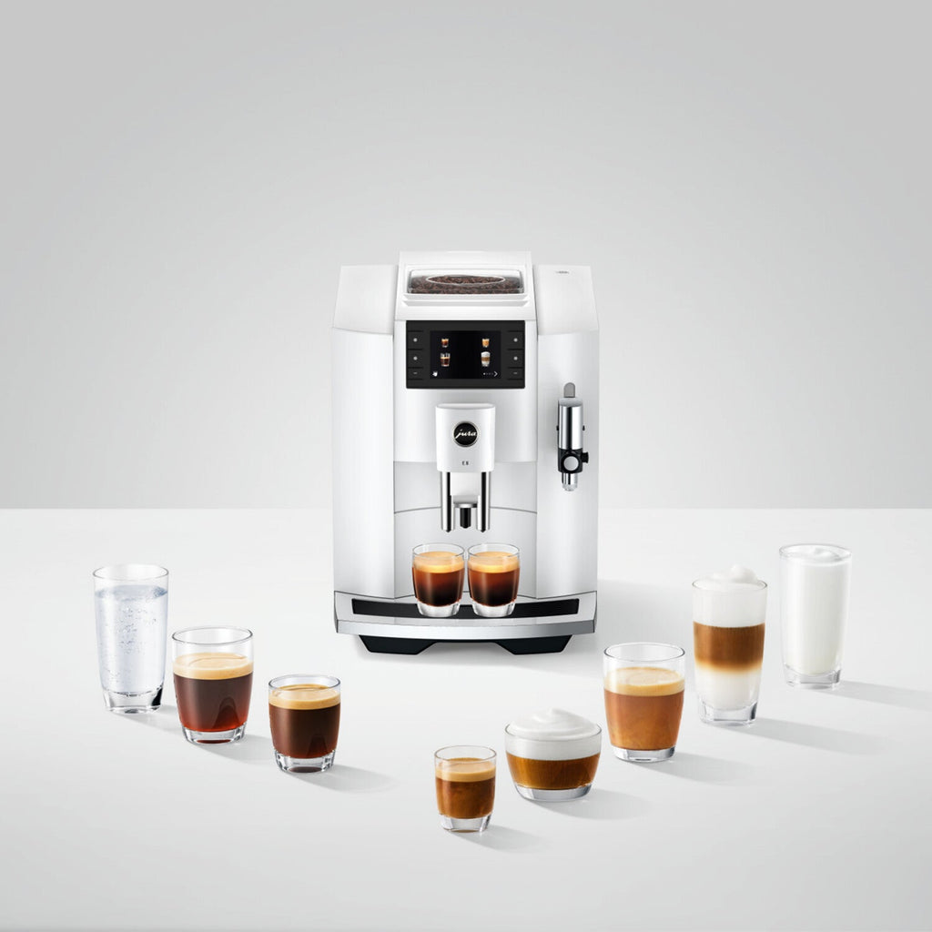 Jura E8 (EC) Kaffee-Vollautomat (EC) Piano White